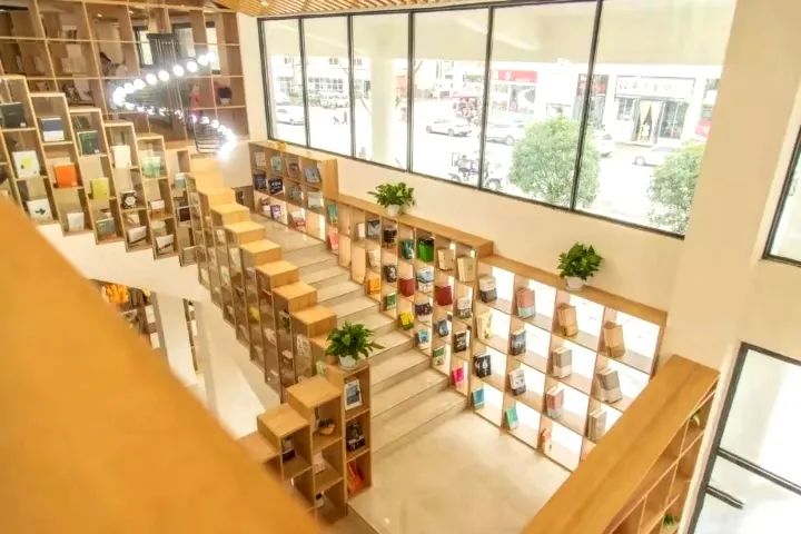 空间 天府之家1  新津区普兴街道岳店社区商业街55号